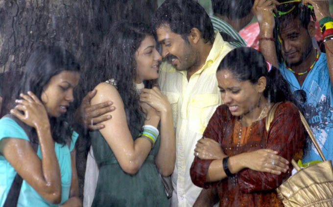 Naan Mahaan Alla (2010)